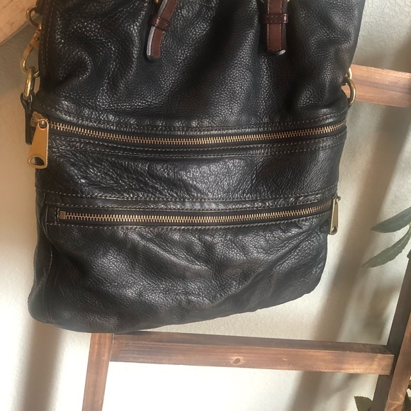 Fossil Leather Crossbody Handbag - Picture 12 of 16